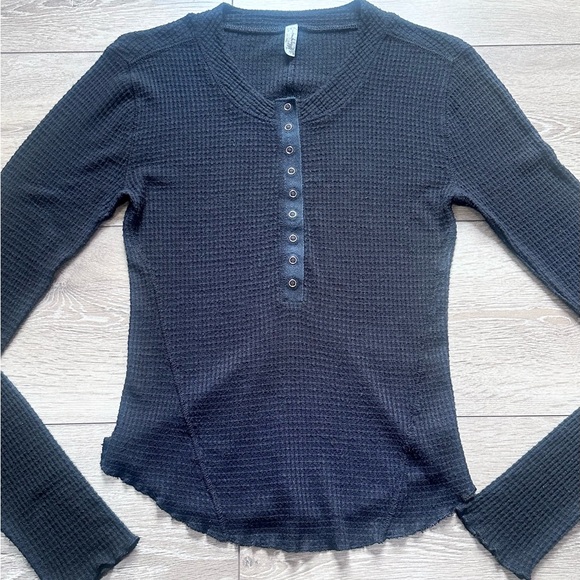 Intimately Free People One Of The Girls Long Sleeve Waffle Knit Thermal - Picture 8 of 15